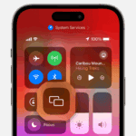 The Screen Mirroring button appears highlighted among the Control Center modules