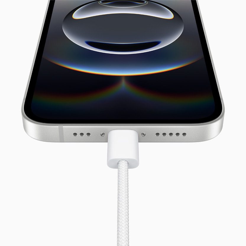 How To Clean Out Your IPhone s Charging Port GeeksChalk How To Clean Out Your IPhone s Charging Port GeeksChalk