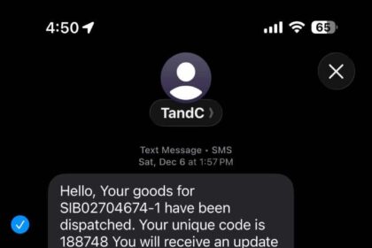 Tap delete icon to delete the messages on iPhone