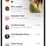 A FaceTime conversation taking place, while a note about kitchen decorating fills the rest of the screen.