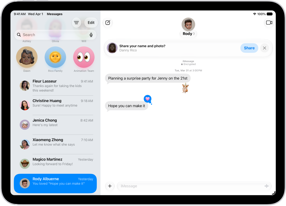 A conversation in Messages. A notification appears at the top asking whether the userās name and photo should be shared with the other person in the conversation.