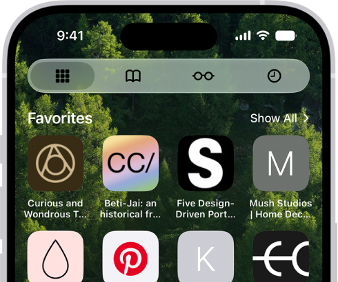 The start page in Safari, which shows favorite websites, the Privacy Report, and websites saved to the Reading List.
