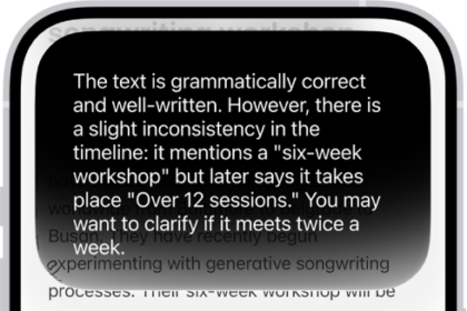 An iPhone showing Siri proofreading and giving feedback on text.