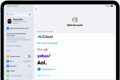 The Add Account screen showing different contacts services.