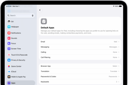 The screen for changing your default apps for sending email, browsing the web, and more.