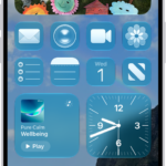 A customized Home Screen with tinted icons.