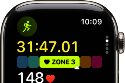 A running workout in progress shows the workout's elapsed time, the zone you're currently in, heart rate, time in zone, and average heart rate.