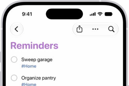 A new task is being added in the Reminders list.