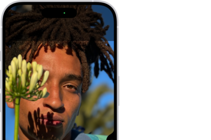 The Camera Control menu is open in Camera. The Zoom control is selected.
