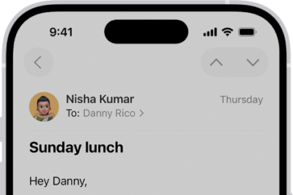 An email showing reply options. Across the middle of the screen, from left to right, are Reply, Reply All, Forward, and Trash.